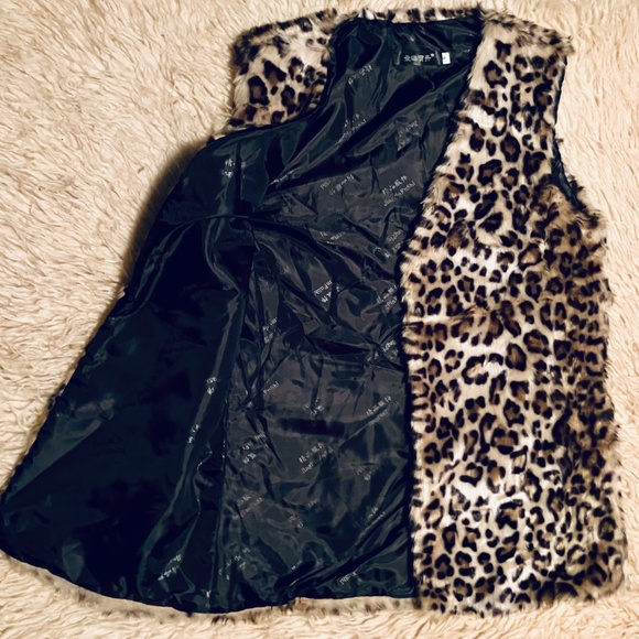 1960s-Style Leopard Print Faux Fur Long Vest (Unisex) - Picture 3 of 6